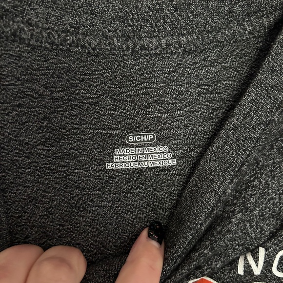 Vintage Denver Broncos NFL Shirt - Like New - Picture 4 of 4